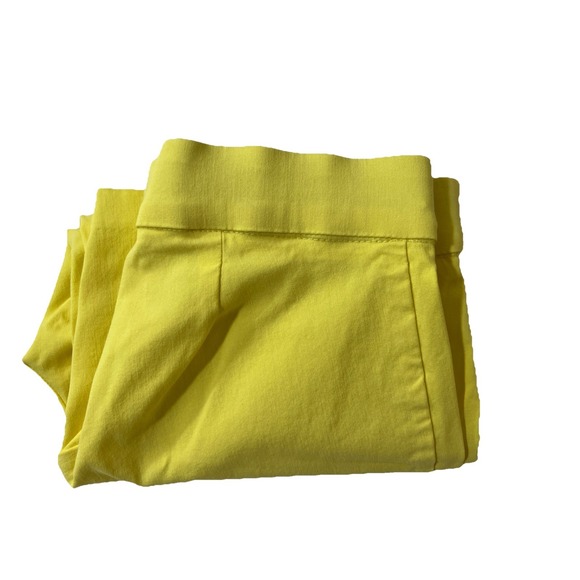 89th & Madison Stretch Straight Leg Yellow Pull On Capri Pants Womens Small - Picture 3 of 8